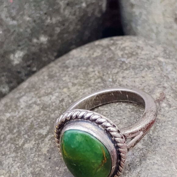 Vintage Navajo Old Pawn Green Turquoise Sterling Silver Ring Size 4.75 - Picture 7 of 9